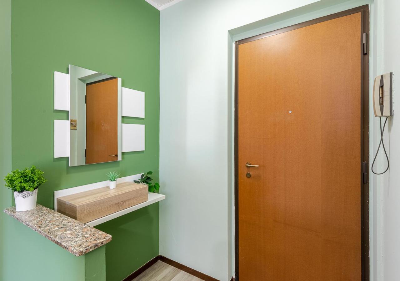 Ferienwohnung Garden House - Con Terrazzo Grugliasco Exterior foto