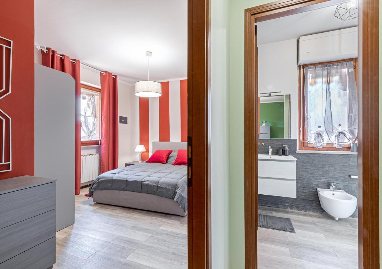 Ferienwohnung Garden House - Con Terrazzo Grugliasco Exterior foto